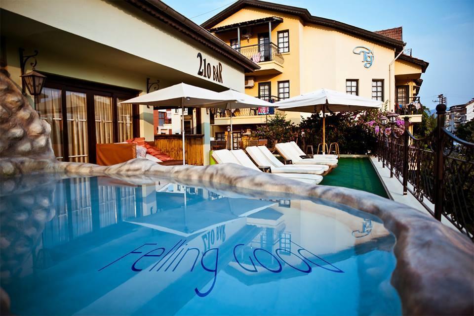 T&G Apartments 말마리스 객실 사진