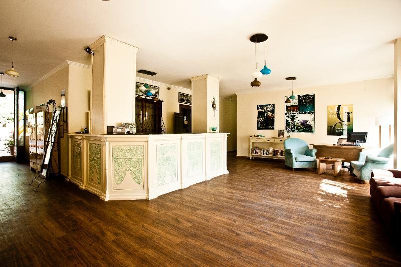 T&G Apartments 말마리스 외부 사진